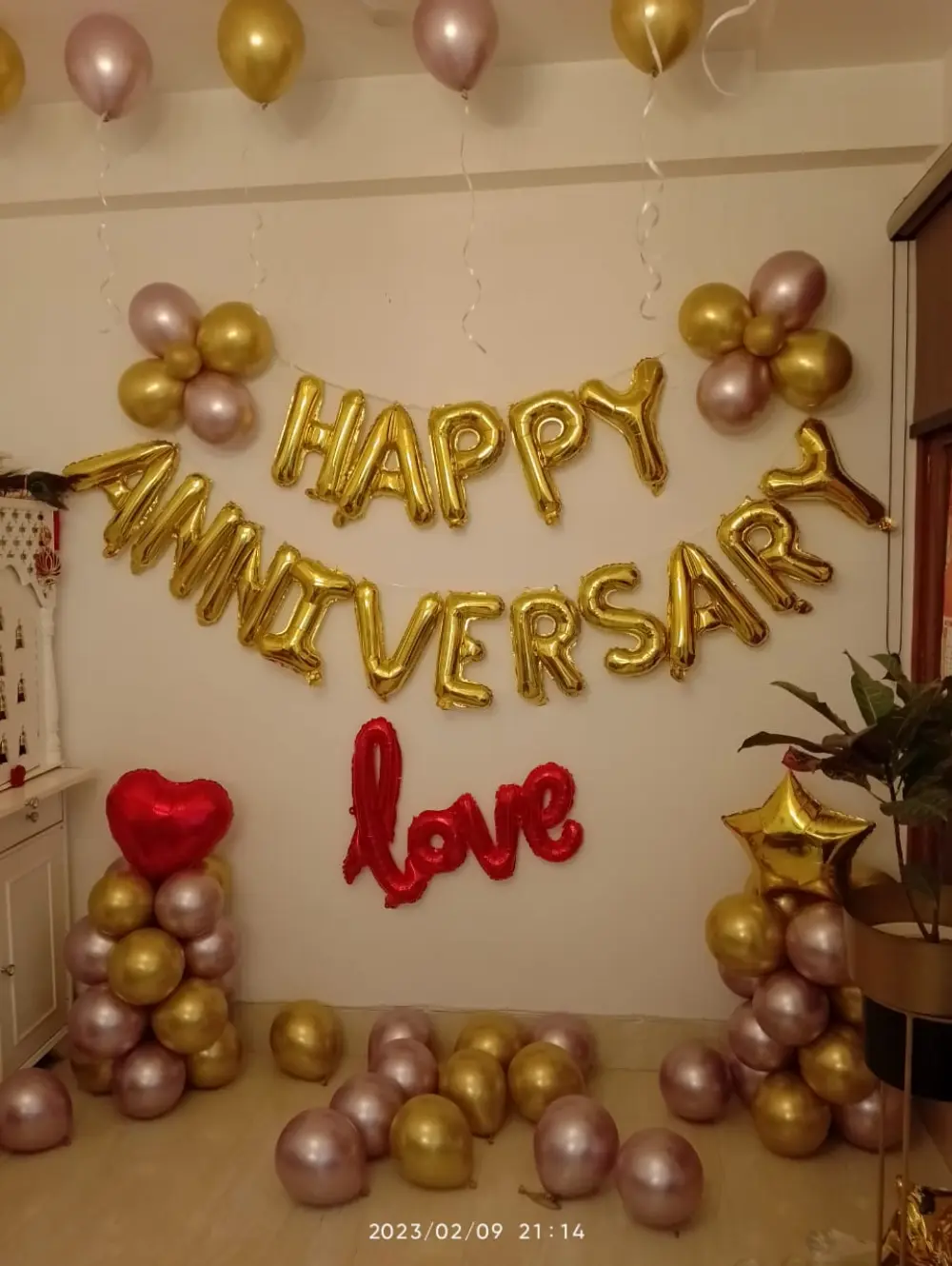 Red Rose Petal & Balloon Room — Anniversary & Romantic Room Decor in Lucknow